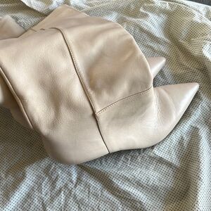 Pre owned great condition Boots